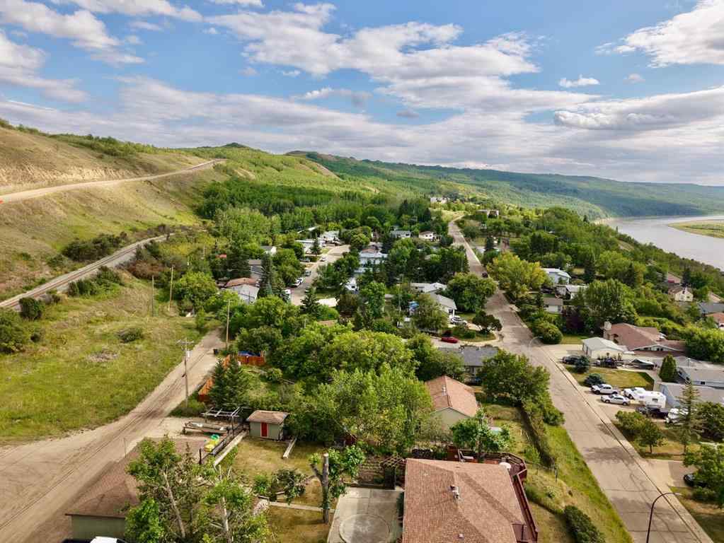 MLS® A2215769 - 10839 103 Street  in South End Peace River, Residential