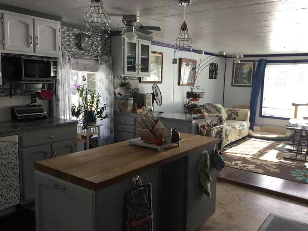 MLS® A2215774 - 453 Grassy Way  in NONE Red Earth Creek, Residential