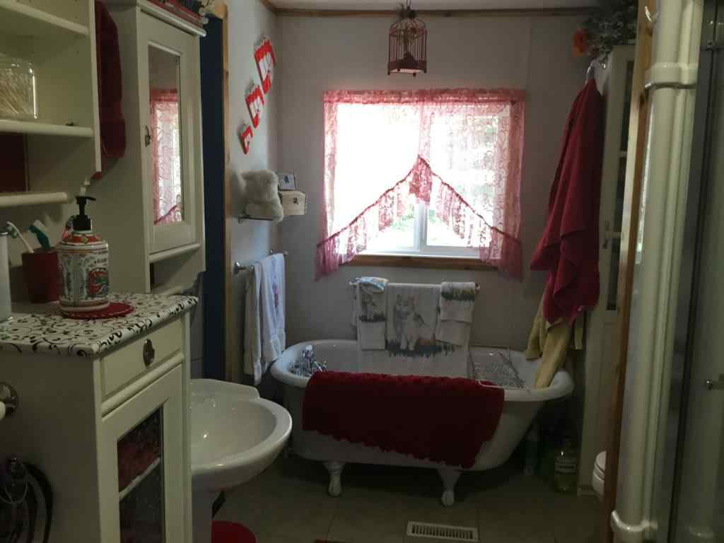 MLS® A2215774 - 453 Grassy Way  in NONE Red Earth Creek, Residential