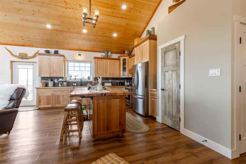 MLS® A2215852 - 113 Whitetail Place  in NONE Shaughnessy, Residential