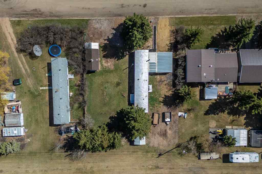 MLS® A2215882 - 315 & 317 Macrae Street  in Bawlf Bawlf, Residential