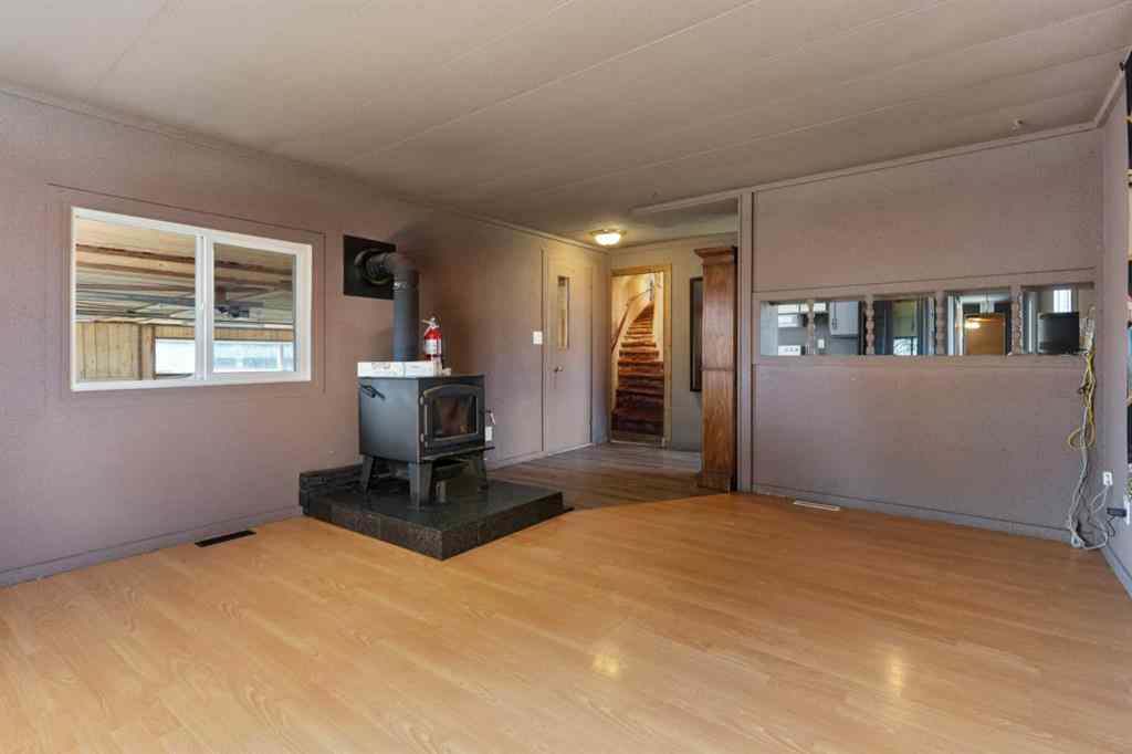 MLS® A2215882 - 315 & 317 Macrae Street  in Bawlf Bawlf, Residential