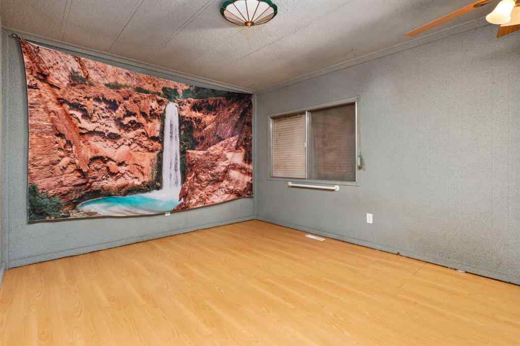 MLS® A2215882 - 315 & 317 Macrae Street  in Bawlf Bawlf, Residential