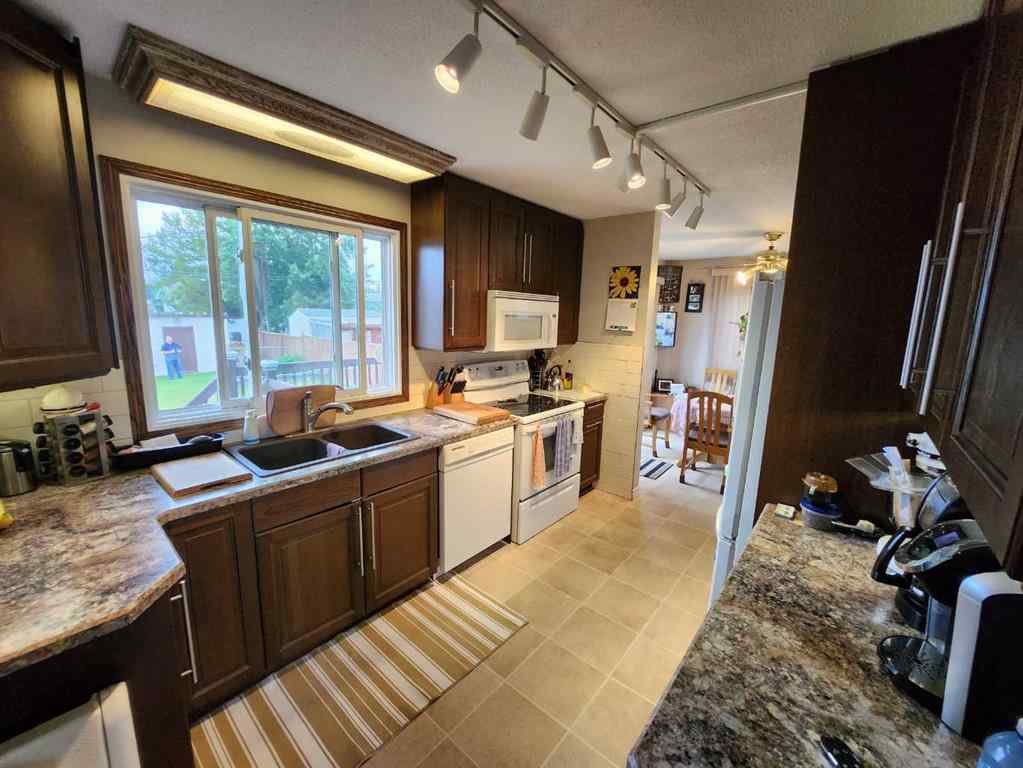 MLS® A2215886 - 716 6 Avenue  in NONE Fox Creek, Residential