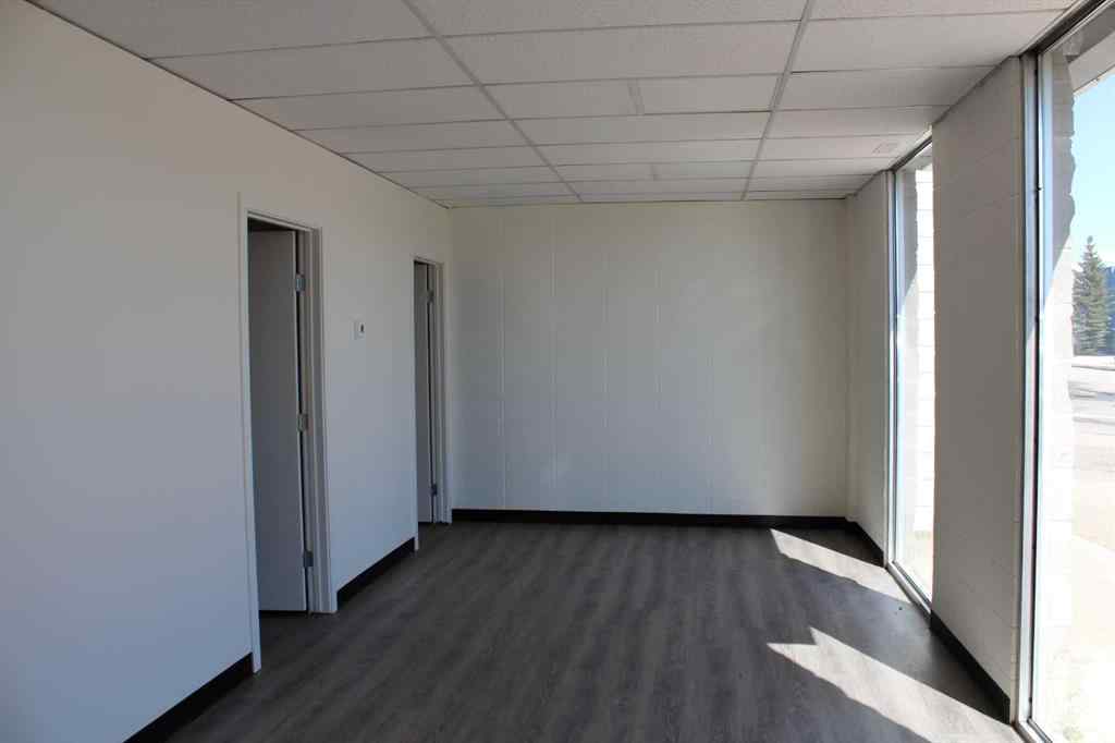 MLS® A2215899 - Unit #3 4622 61 Street  in Riverside Light Industrial Park Red Deer, Commercial