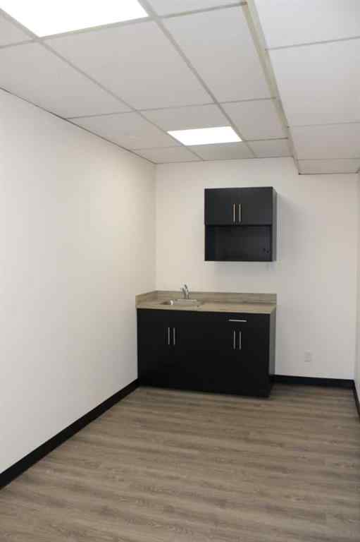MLS® A2215899 - Unit #3 4622 61 Street  in Riverside Light Industrial Park Red Deer, Commercial