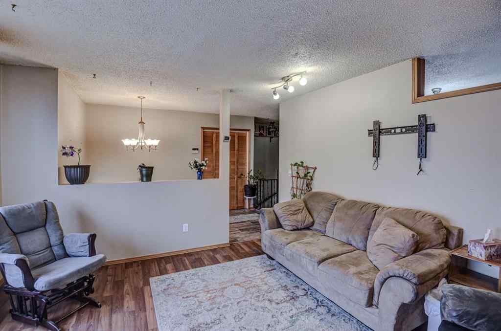 MLS® A2215935 - 640 Mcculloch Crescent  in NONE Irricana, Residential