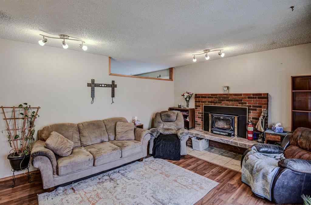 MLS® A2215935 - 640 Mcculloch Crescent  in NONE Irricana, Residential
