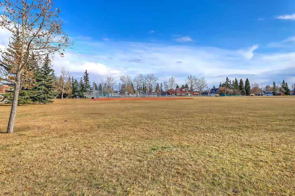 MLS® A2216066 - Unit #108 3550 45 Street SW in Glenbrook Calgary, Residential