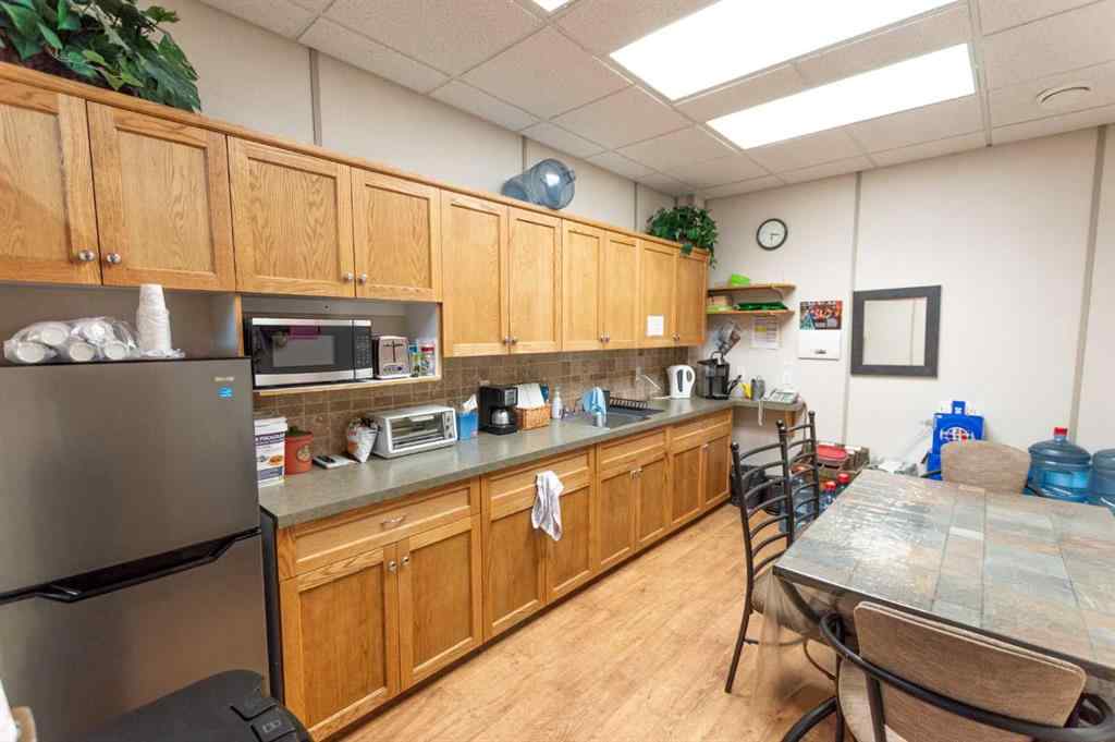 MLS® A2216148 - 4602 50 Street  in Downtown West Stettler, Commercial