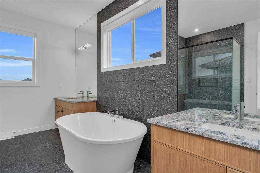 MLS® A2216181 - 44 Ranchers Way  in Air Ranch Okotoks, Residential