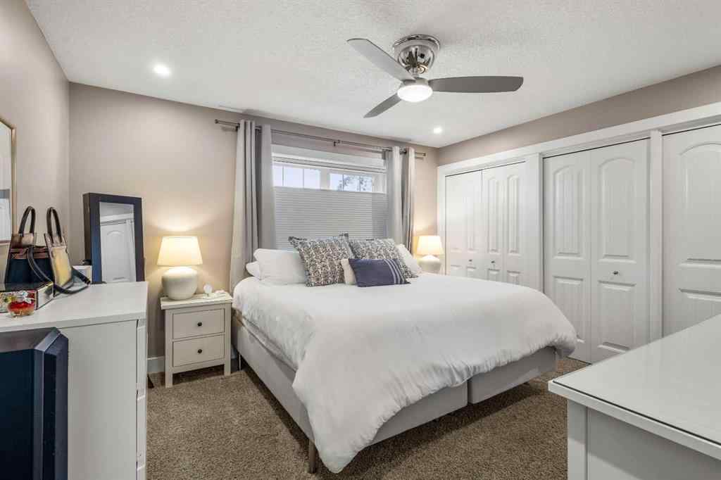 MLS® A2216203 - 219 Lake Rosen Crescent SE in Lake Bonavista Calgary, Residential