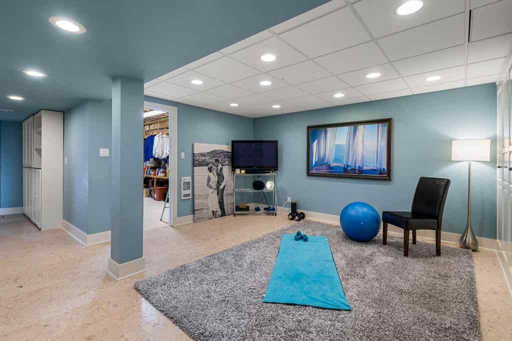 MLS® A2216203 - 219 Lake Rosen Crescent SE in Lake Bonavista Calgary, Residential