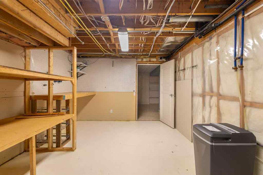 MLS® A2216203 - 219 Lake Rosen Crescent SE in Lake Bonavista Calgary, Residential