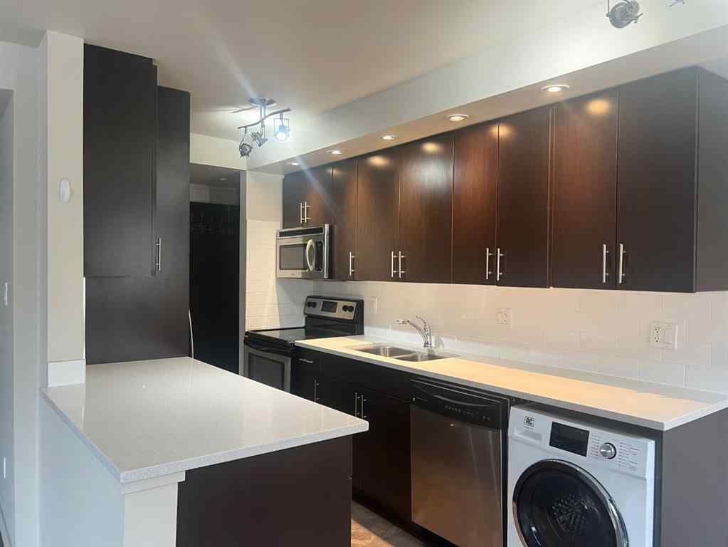 MLS® A2216222 - Unit #16 1230 Cameron Avenue SW in Lower Mount Royal Calgary, Residential