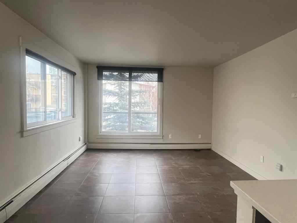 MLS® A2216222 - Unit #16 1230 Cameron Avenue SW in Lower Mount Royal Calgary, Residential