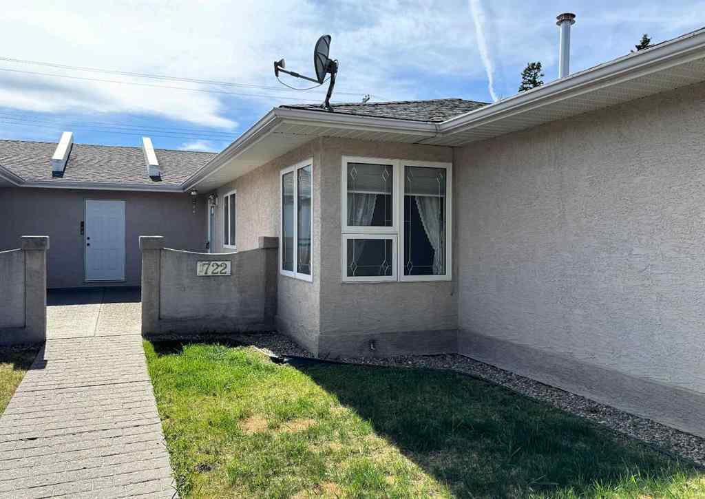 MLS® A2216225 - 722 50 Street   in Edson Edson, Residential
