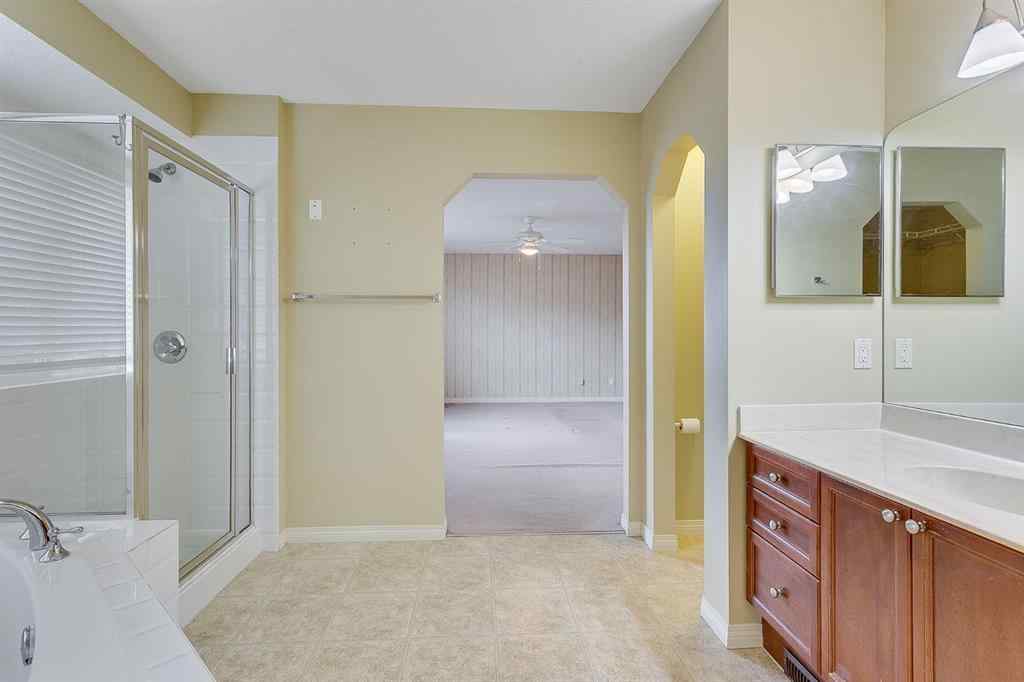 MLS® A2216232 - 596 Cougar Ridge Drive SW in Cougar Ridge Calgary, Residential