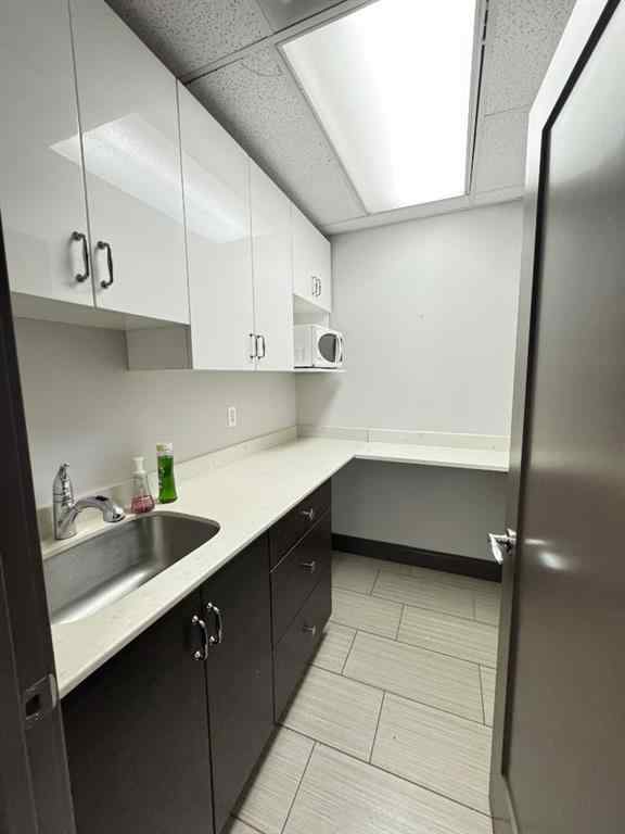 MLS® A2216282 - Unit #226 7 Westwinds Crescent NE in Westwinds Calgary, Commercial