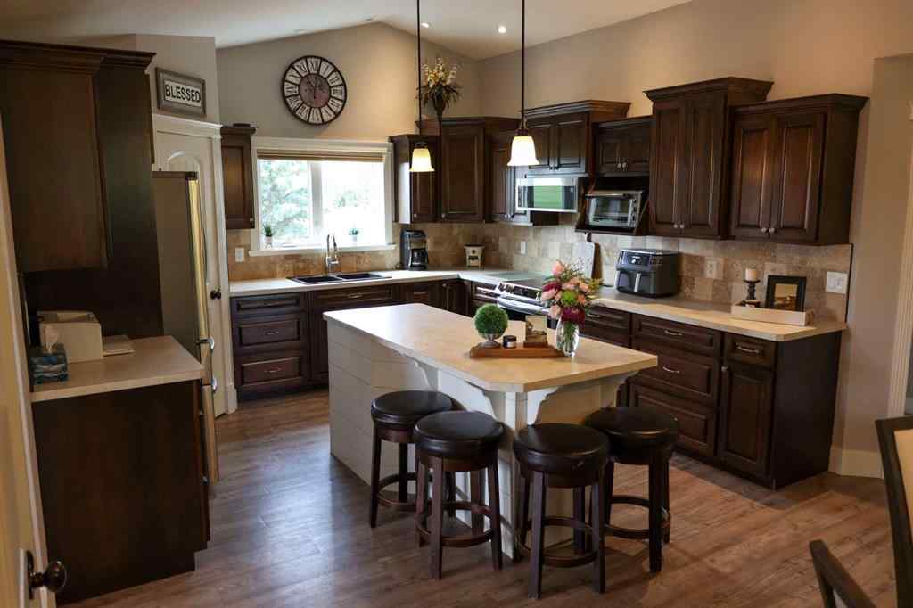 MLS® A2216312 - 105039 RGE Road 212a   in NONE Picture Butte, Residential