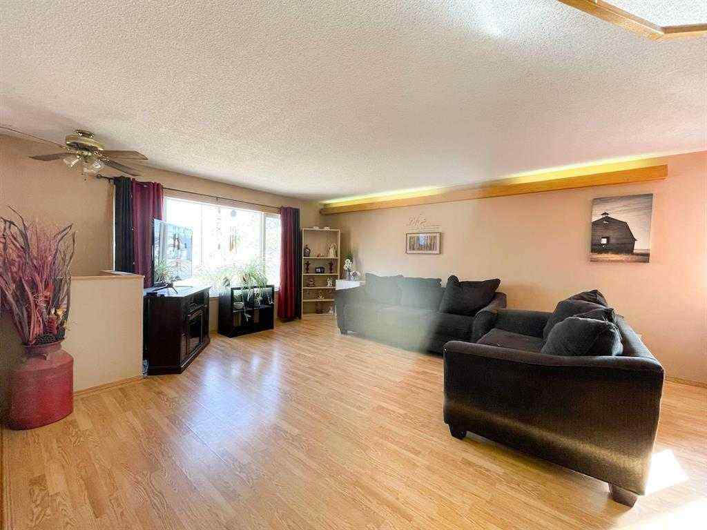 MLS® A2216354 - 1033 5 Avenue  in Wainwright Wainwright, Residential