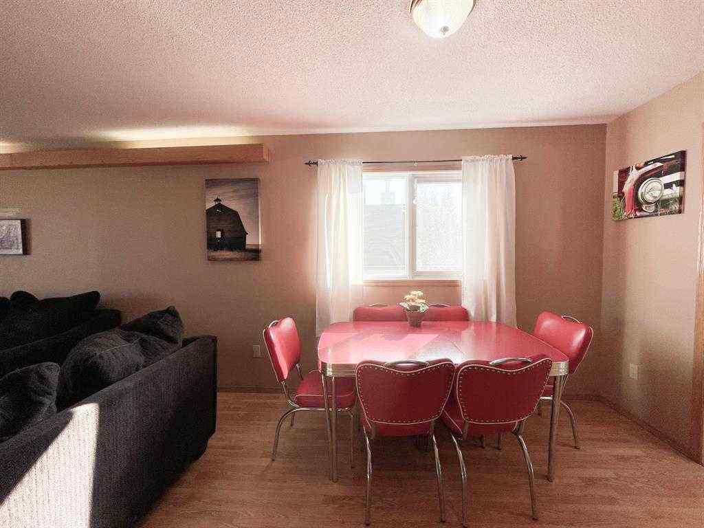 MLS® A2216354 - 1033 5 Avenue  in Wainwright Wainwright, Residential