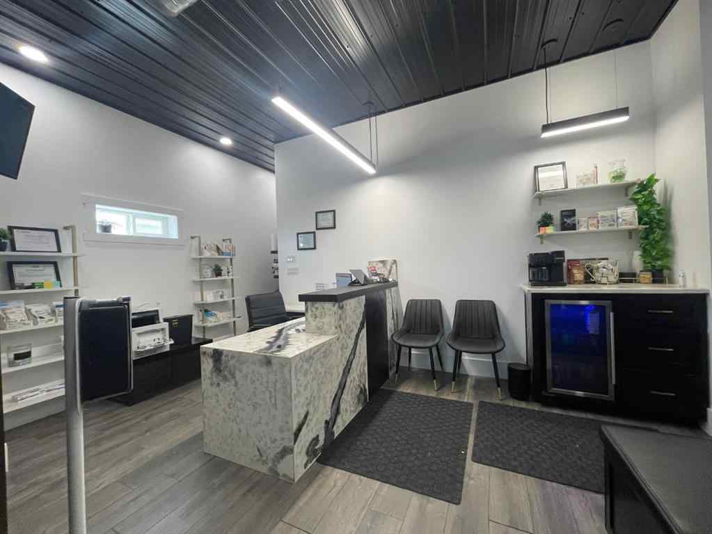 MLS® A2216391 - 5114 49th Street   in NONE High Prairie, Commercial