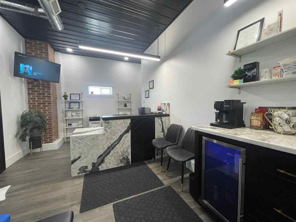 MLS® A2216391 - 5114 49th Street   in NONE High Prairie, Commercial