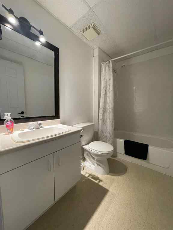 MLS® A2216391 - 5114 49th Street   in NONE High Prairie, Commercial