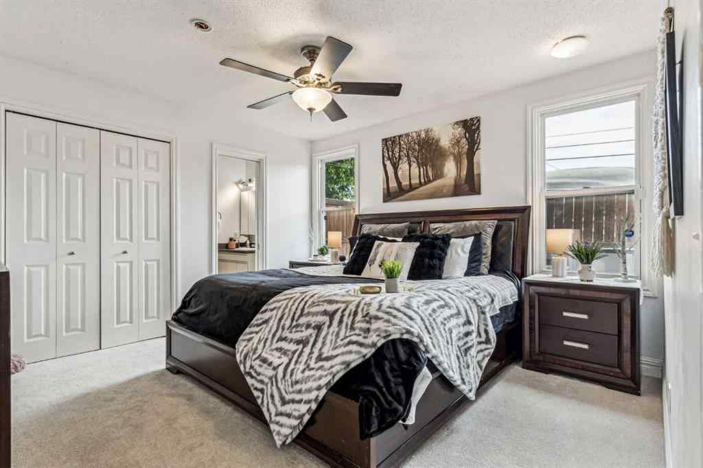 MLS® A2216457 - 220 72 Avenue NE in Huntington Hills Calgary, Residential