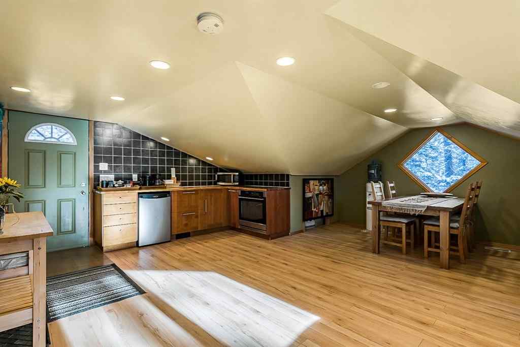 MLS® A2216524 - 104 White Avenue  in South Bragg Creek Bragg Creek, Residential