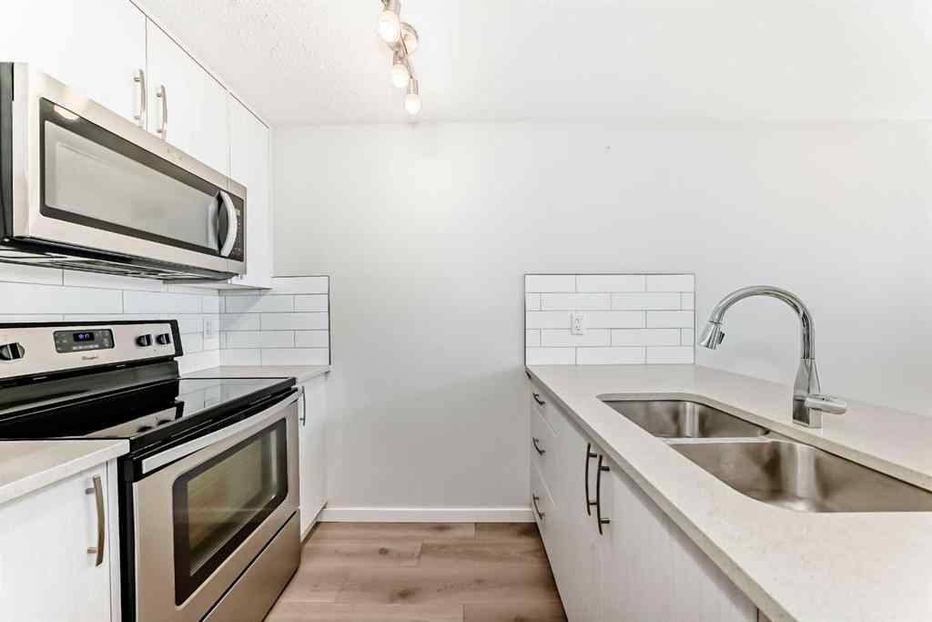 MLS® A2216597 - 109 Cranbrook Square SE in Cranston Calgary, Residential