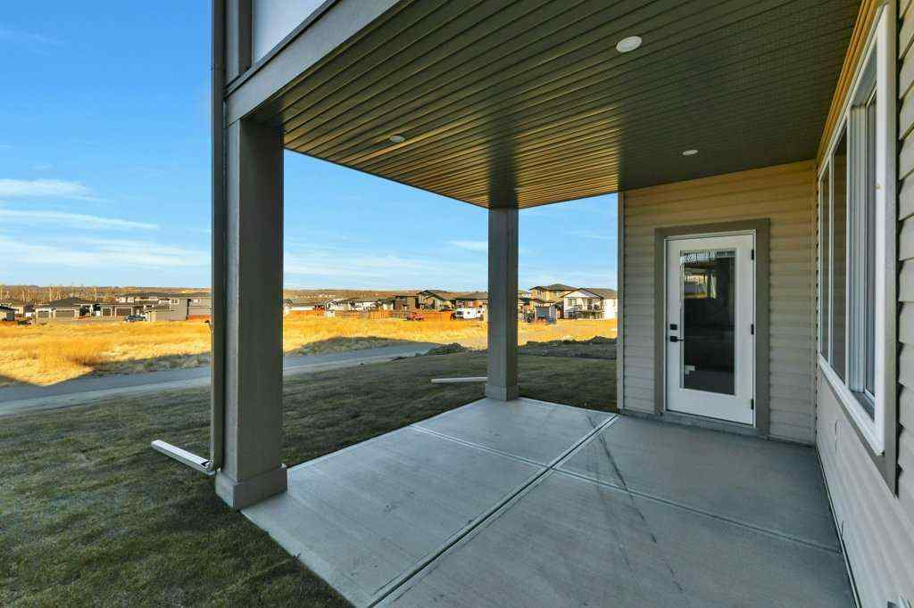 MLS&reg; # A2216709 - 7 Vincent Gate   in Vista Sylvan Lake, Residential Open Houses