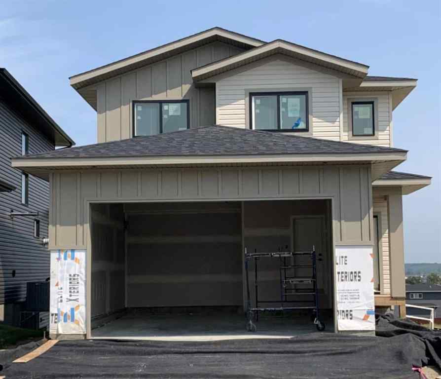 MLS® A2216709 - 7 Vincent Gate   in Vista Sylvan Lake, Residential