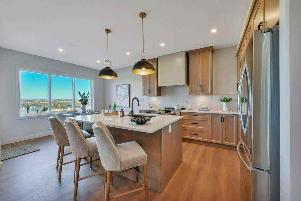 MLS&reg; # A2216709 - 7 Vincent Gate   in Vista Sylvan Lake, Residential Open Houses