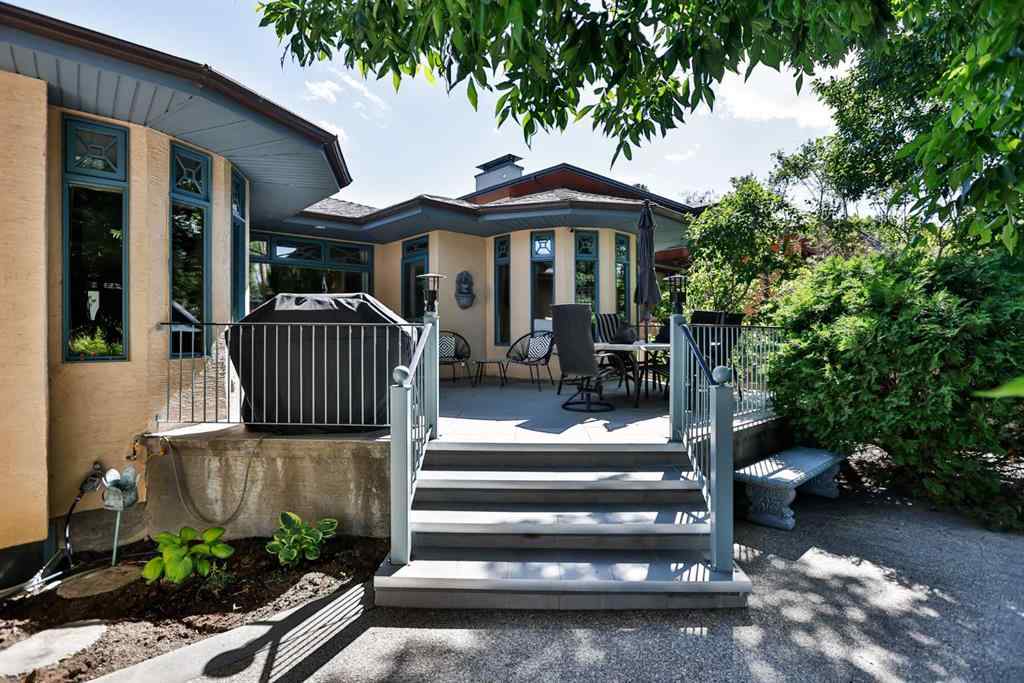 MLS® A2216766 - 3131 Parkside Drive S in Henderson Lake Lethbridge, Residential