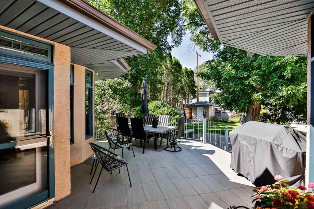 MLS® A2216766 - 3131 Parkside Drive S in Henderson Lake Lethbridge, Residential