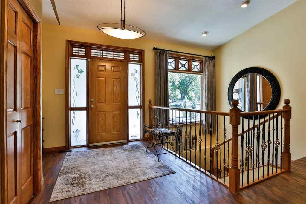 MLS® A2216766 - 3131 Parkside Drive S in Henderson Lake Lethbridge, Residential