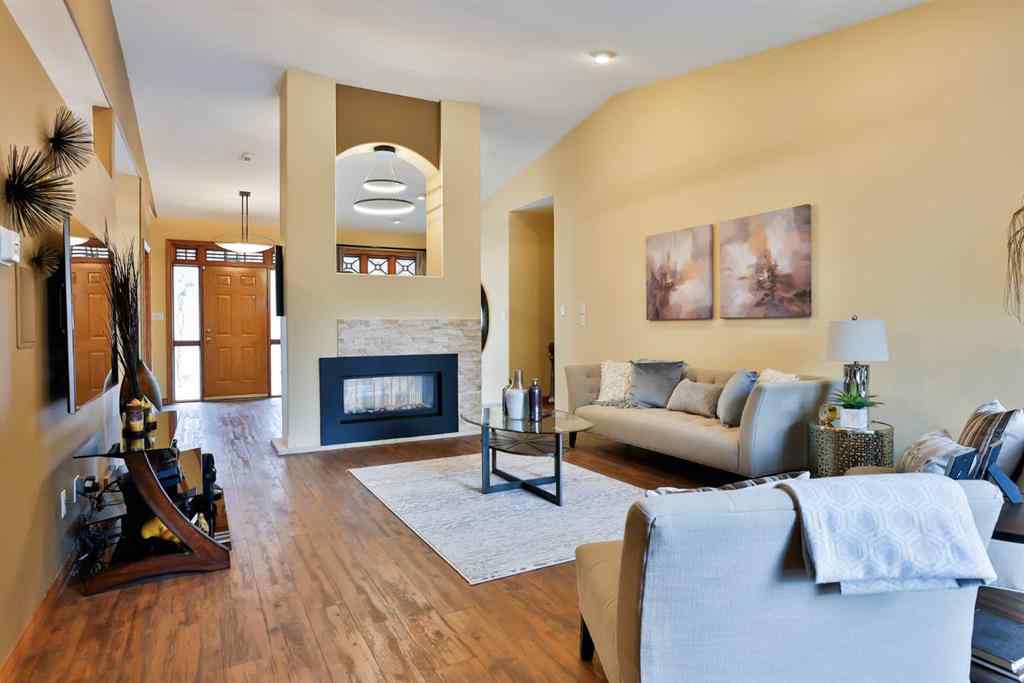 MLS® A2216766 - 3131 Parkside Drive S in Henderson Lake Lethbridge, Residential