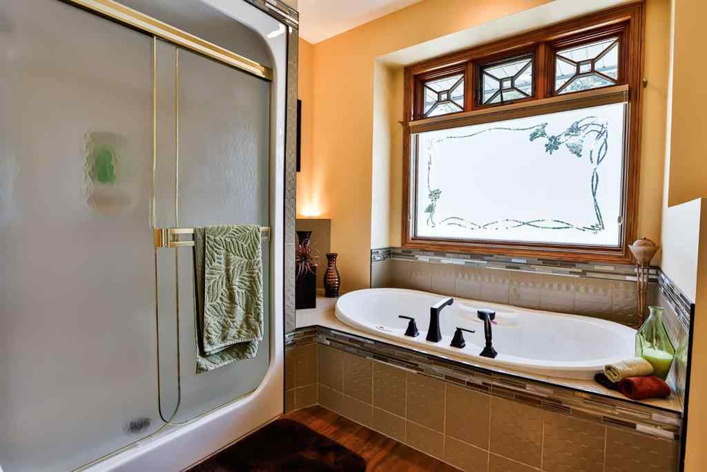 MLS® A2216766 - 3131 Parkside Drive S in Henderson Lake Lethbridge, Residential
