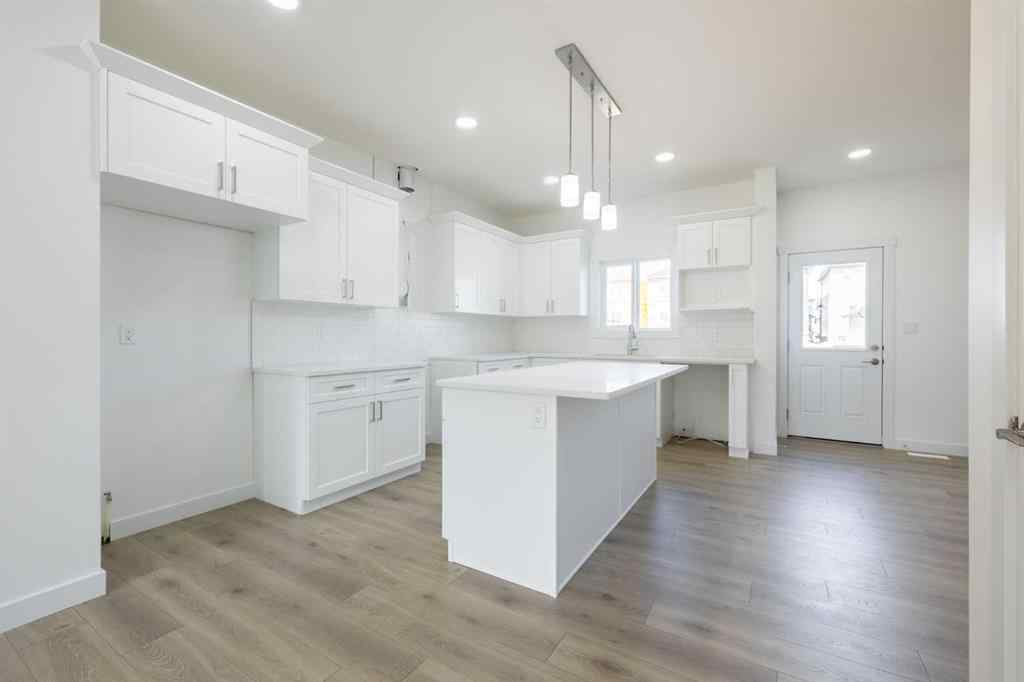 MLS® A2216794 - 23 Appaloosa Way  in Heartland Cochrane, Residential