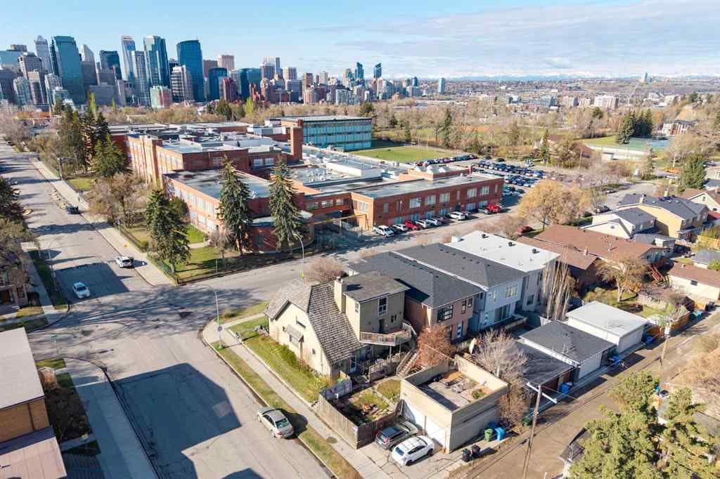 MLS® A2216921 - 202 11 Avenue NW in Crescent Heights Calgary, Residential