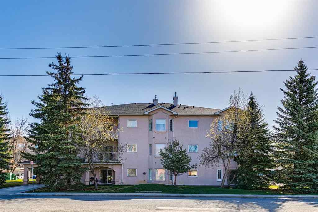MLS® A2216966 - Unit #204 7 Lineham Avenue  in Heritage Okotoks Okotoks, Residential