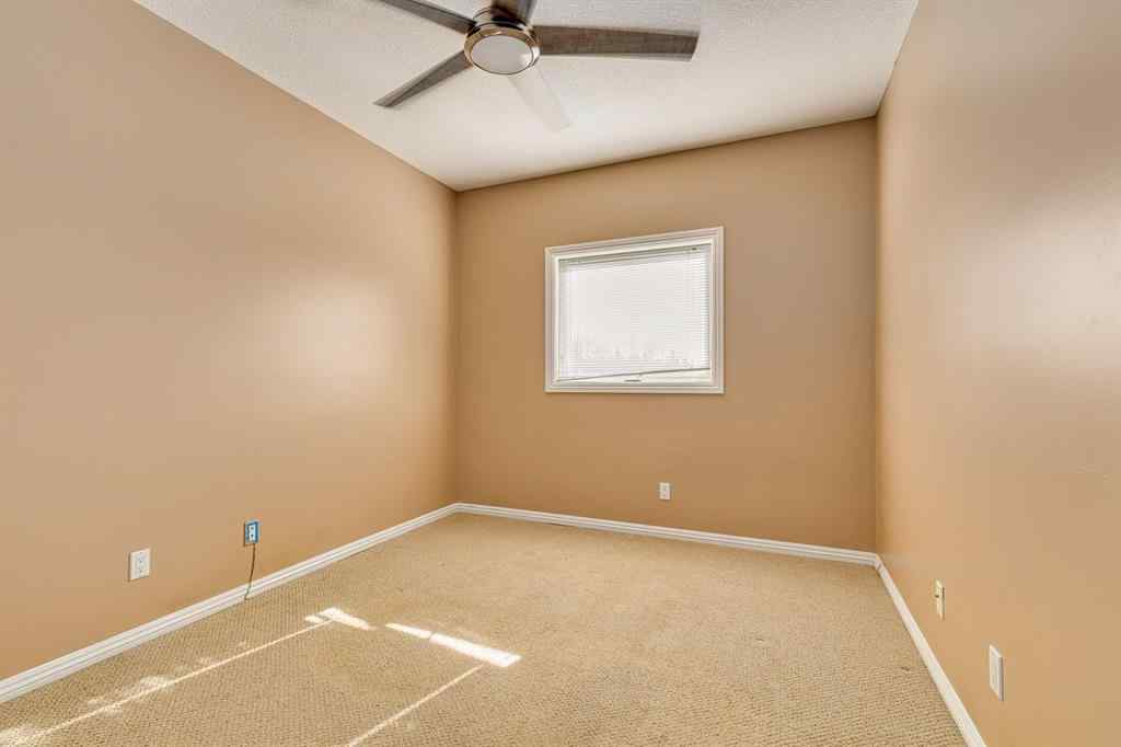 MLS® A2216966 - Unit #204 7 Lineham Avenue  in Heritage Okotoks Okotoks, Residential