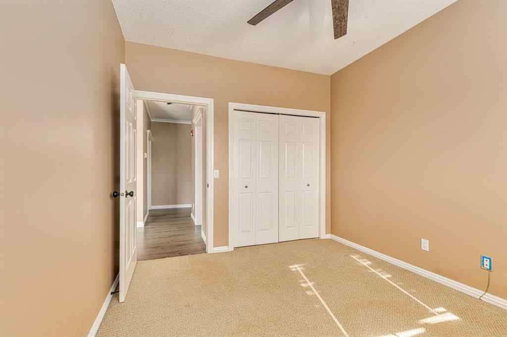 MLS® A2216966 - Unit #204 7 Lineham Avenue  in Heritage Okotoks Okotoks, Residential