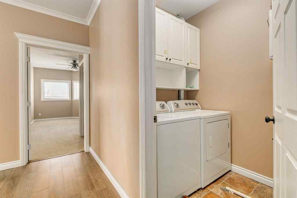 MLS® A2216966 - Unit #204 7 Lineham Avenue  in Heritage Okotoks Okotoks, Residential