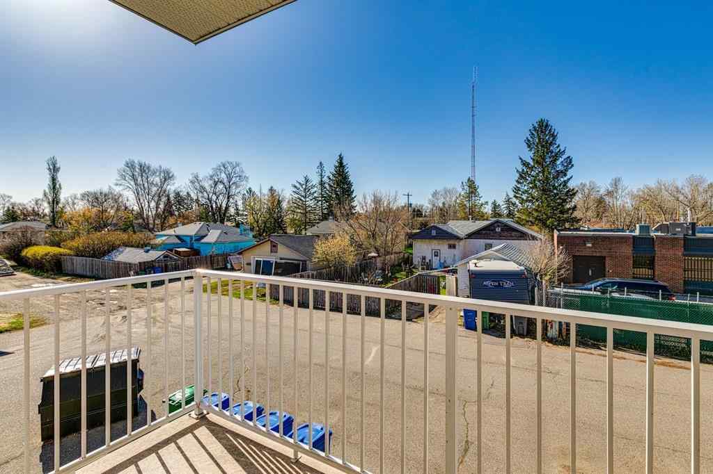 MLS® A2216966 - Unit #204 7 Lineham Avenue  in Heritage Okotoks Okotoks, Residential