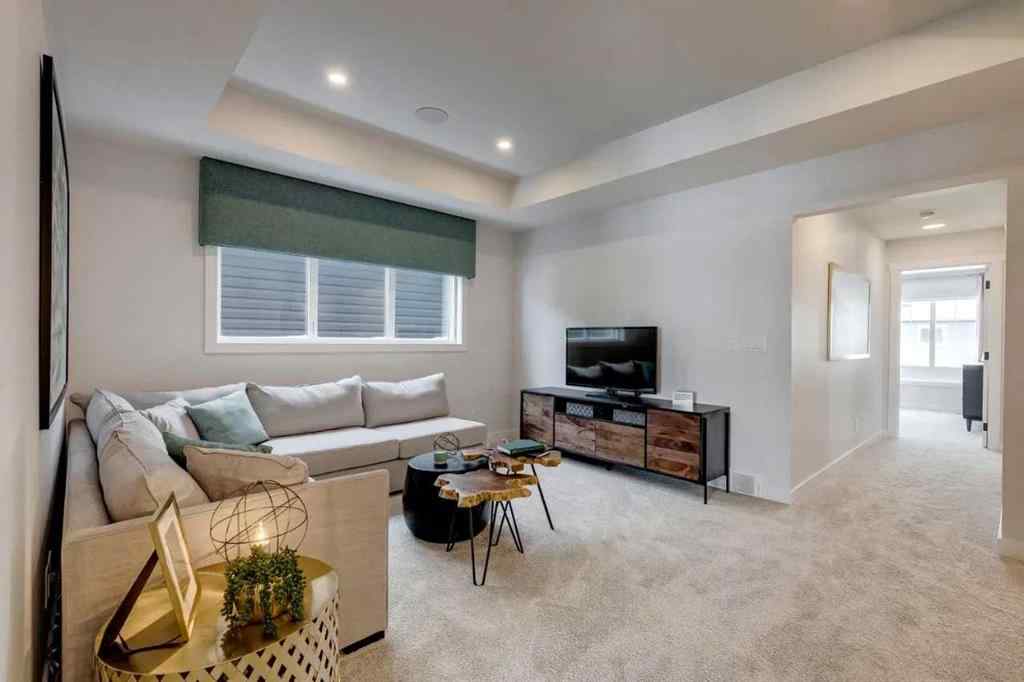 MLS® A2217002 - 63 Creekstone Common SW in Pine Creek Calgary, Residential