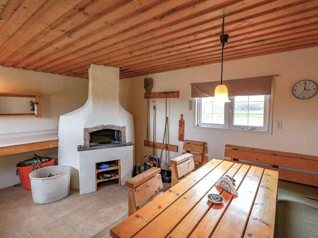 MLS® A2217028 -  20070 TWP 40-4   in NONE Rural Stettler No. 6, County of, Agri-Business