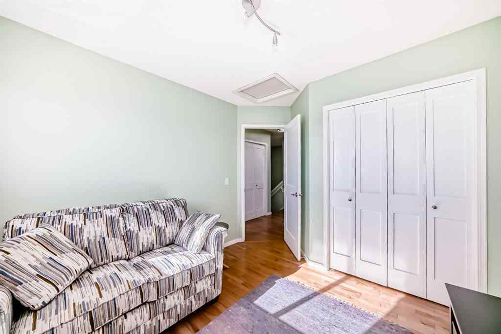 MLS® A2217052 - 82 Citadel Vista Close NW in Citadel Calgary, Residential